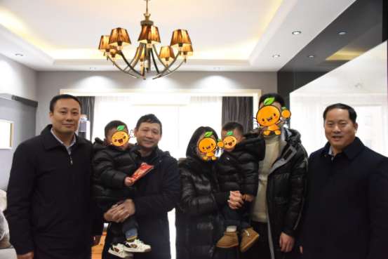 秉承初心，感恩信任|懷化市婦幼保健院慰問助孕家庭